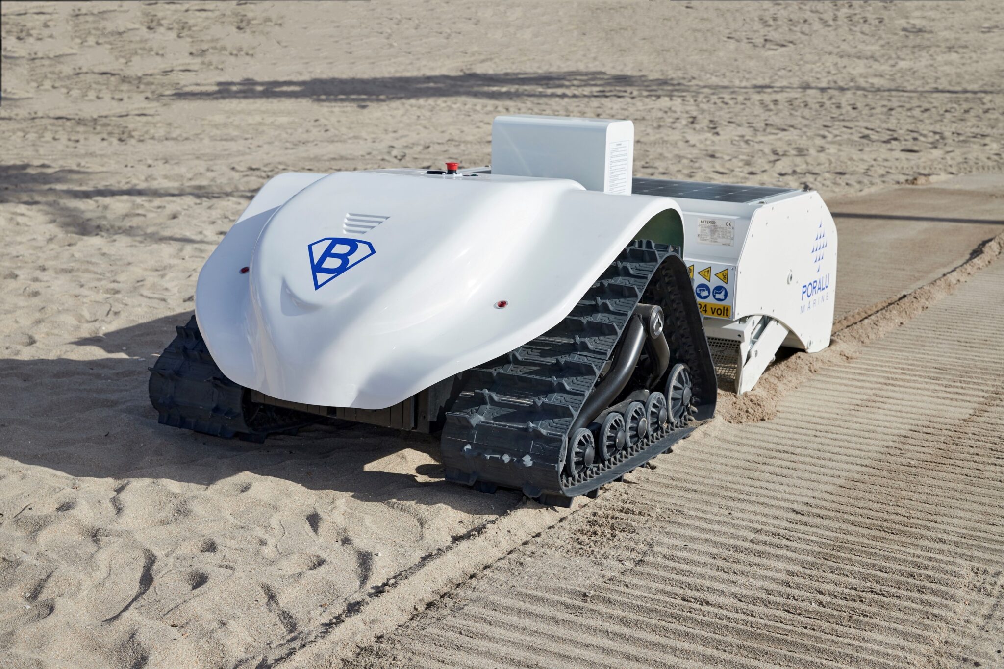 Beach Cleaning Robot Sifts Lake Tahoe’s Shores