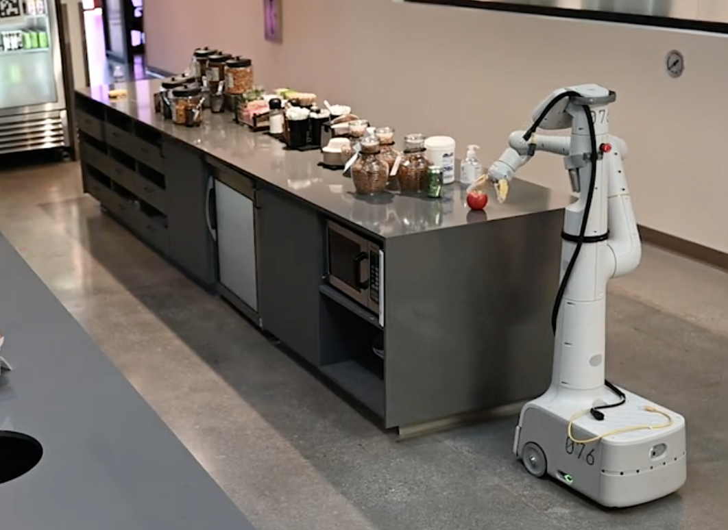 Google Is Testing Its Latest AI-Powered Robot In a Kitchen