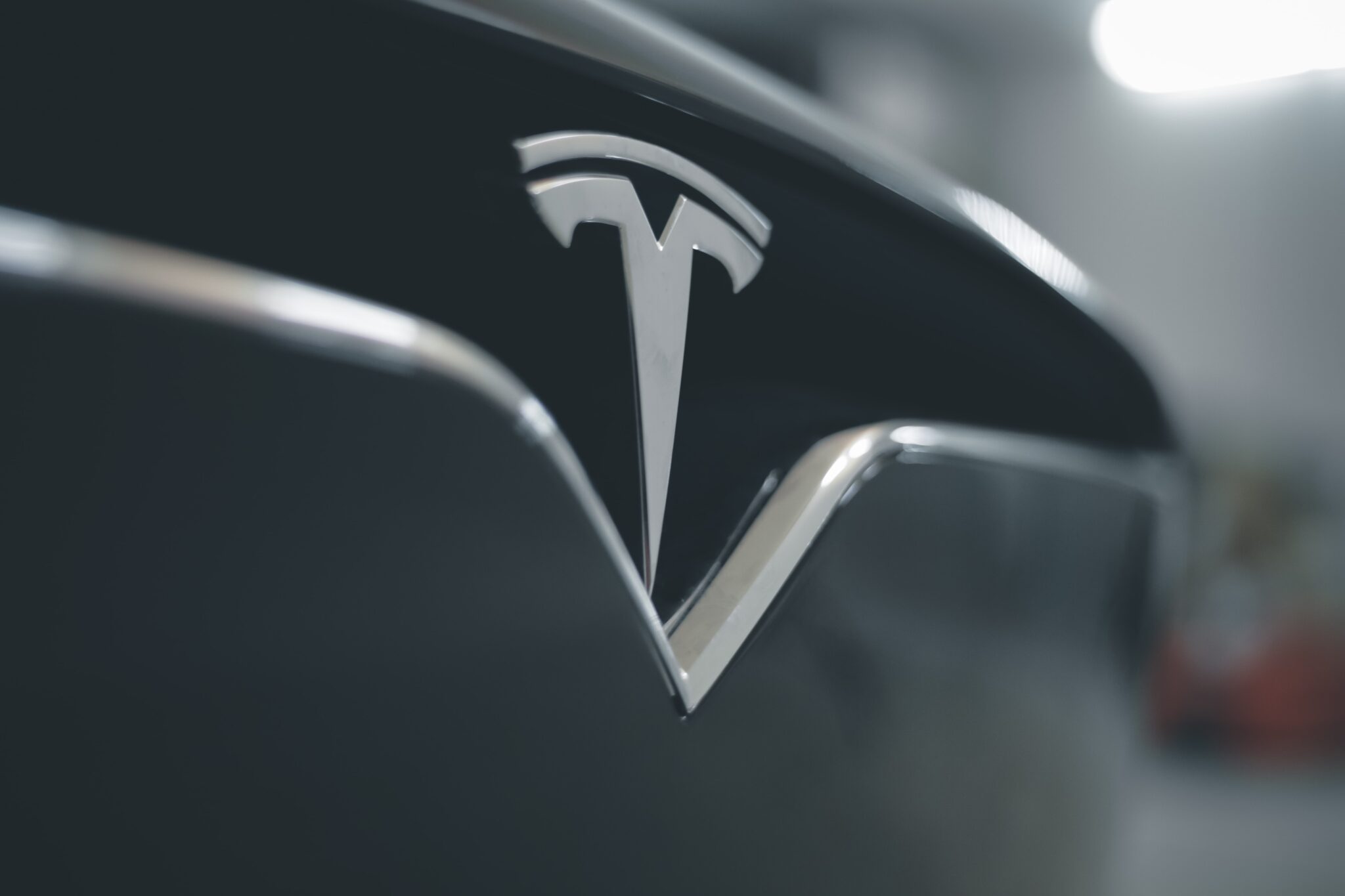 Tesla Recalls More Than 1 Million Vehicles for Defective Window Mechanisms