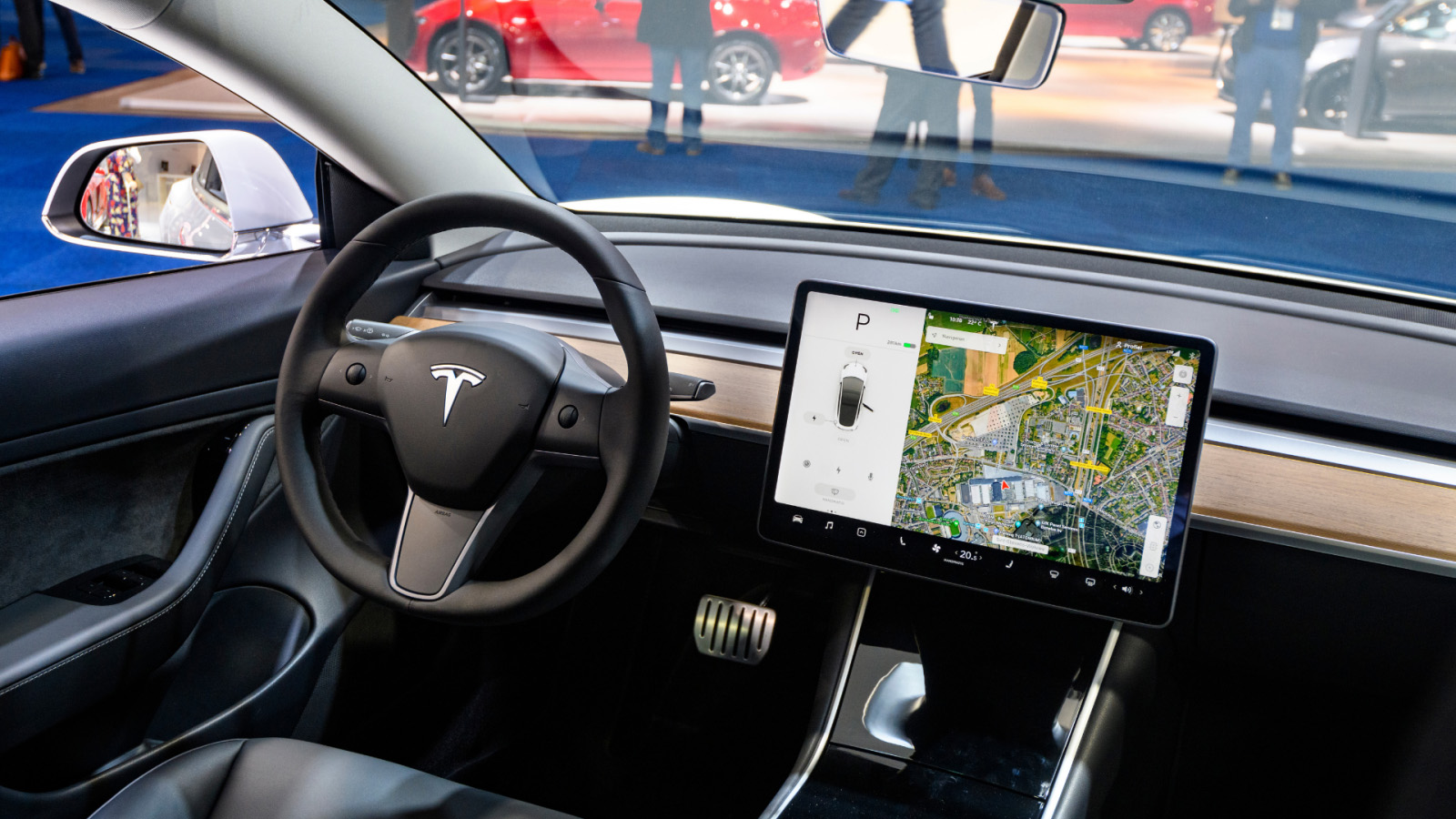 California Bans Tesla From Calling Its Software Full-Self Driving