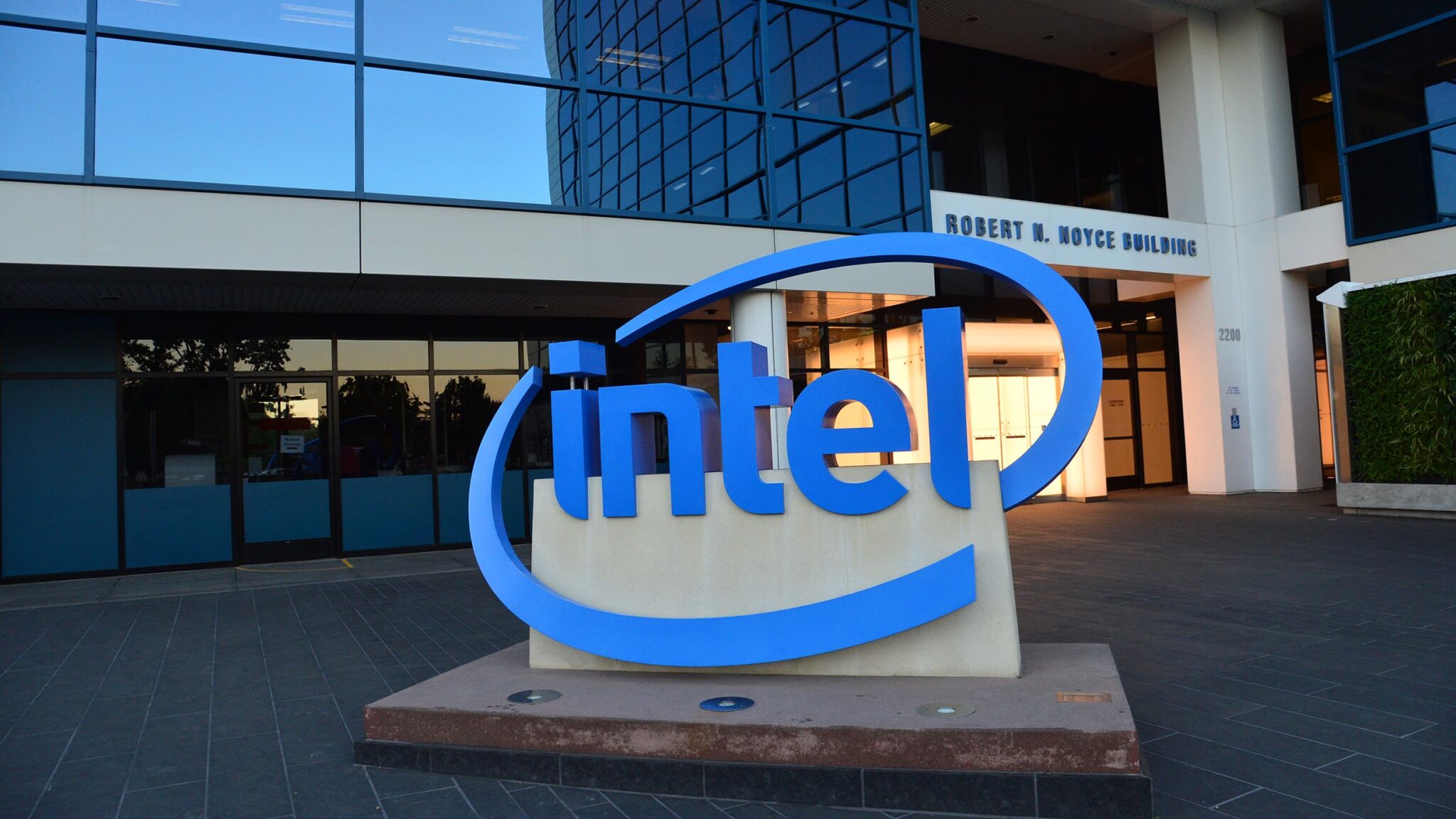 Intel подтверждает совершенно новую микроархитектуру для лунного озера